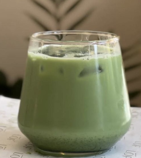 Ice matcha latte