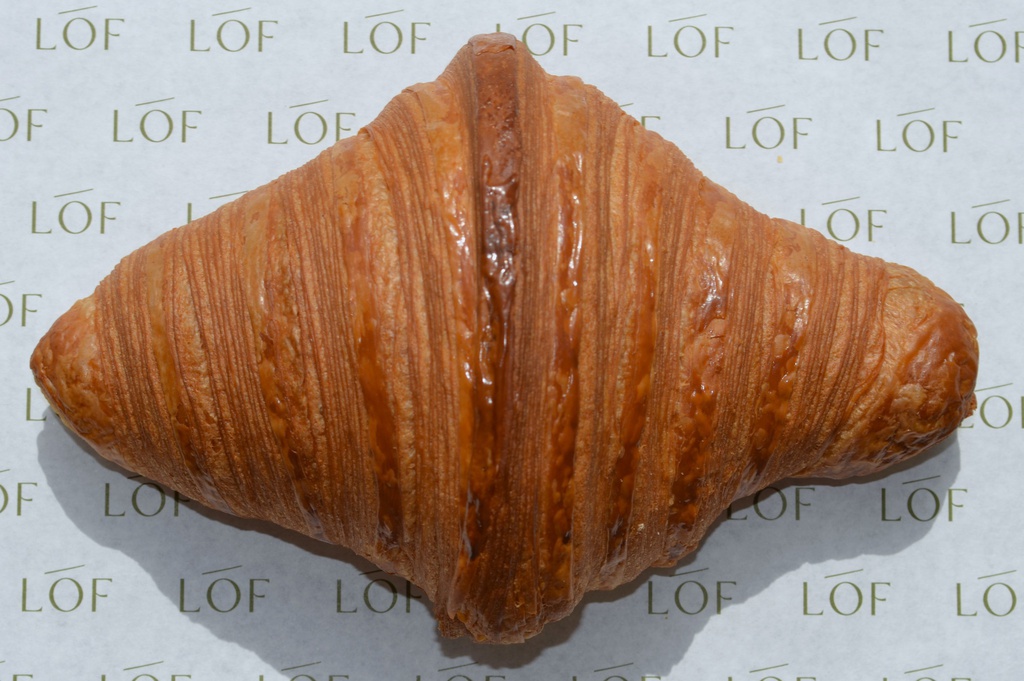 Plain croissant